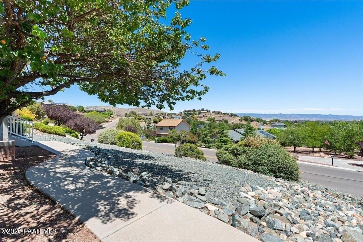 4968 Oriole Ct - Photo 4 of 26