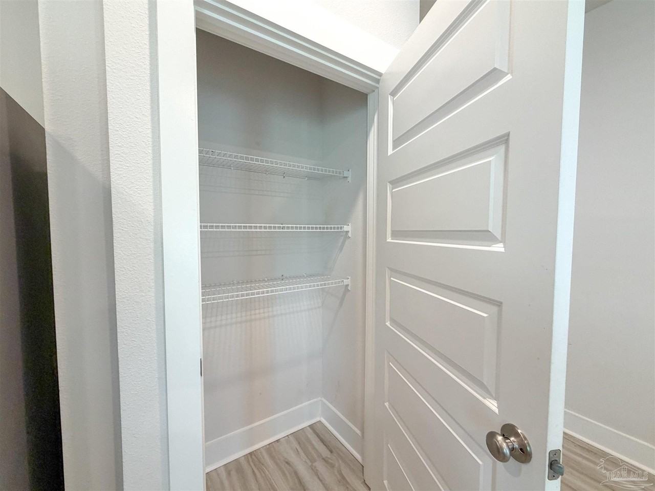 9899 Starling Dr - Photo 7 of 29