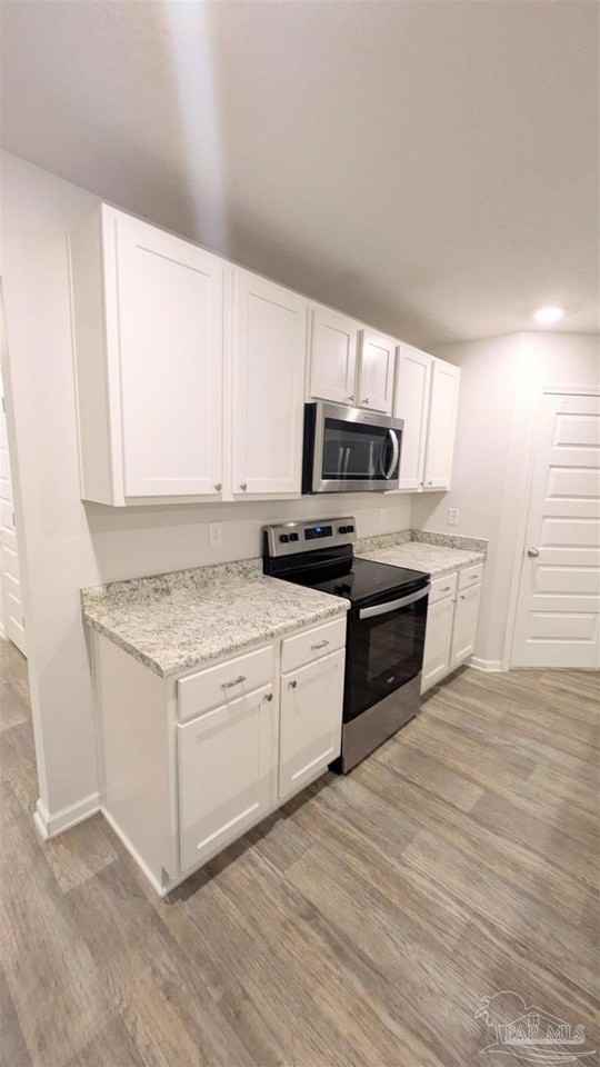10557 Queens Gate Cir - Photo 6 of 29