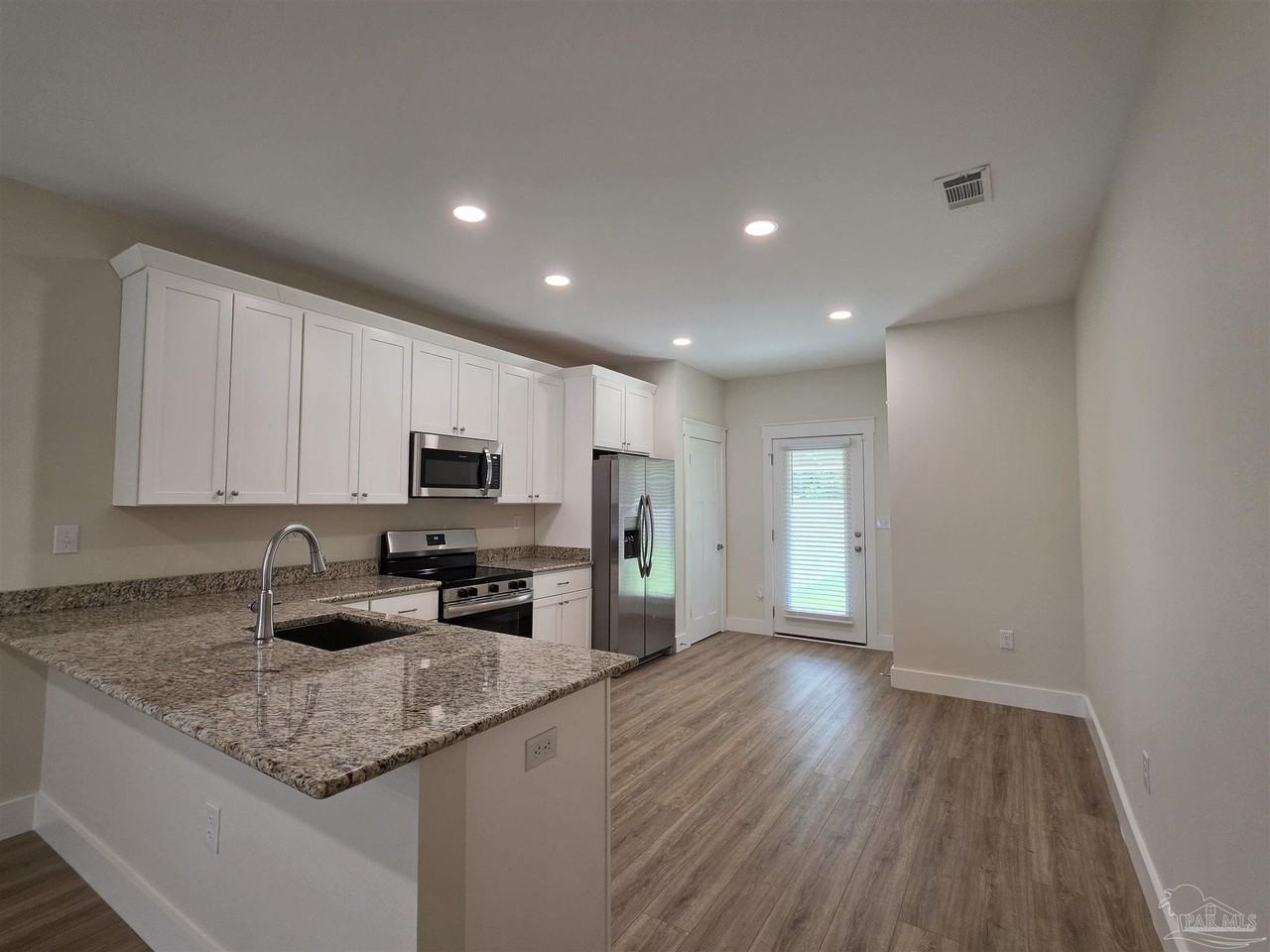 2289 Dog Track Rd #B - Photo 3 of 18