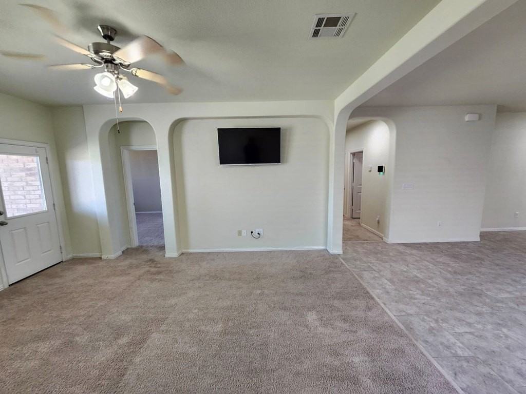 6406 Hall Of Fame Blvd - Photo 5 of 45