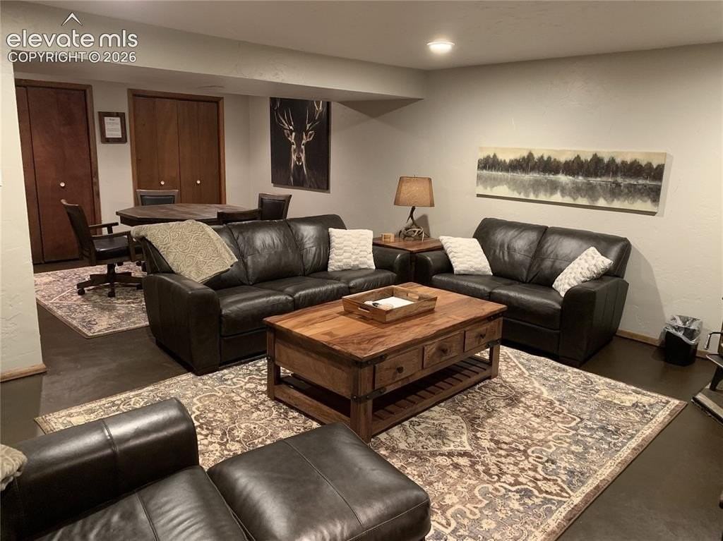1040 Forest Hill Rd - Photo 5 of 47