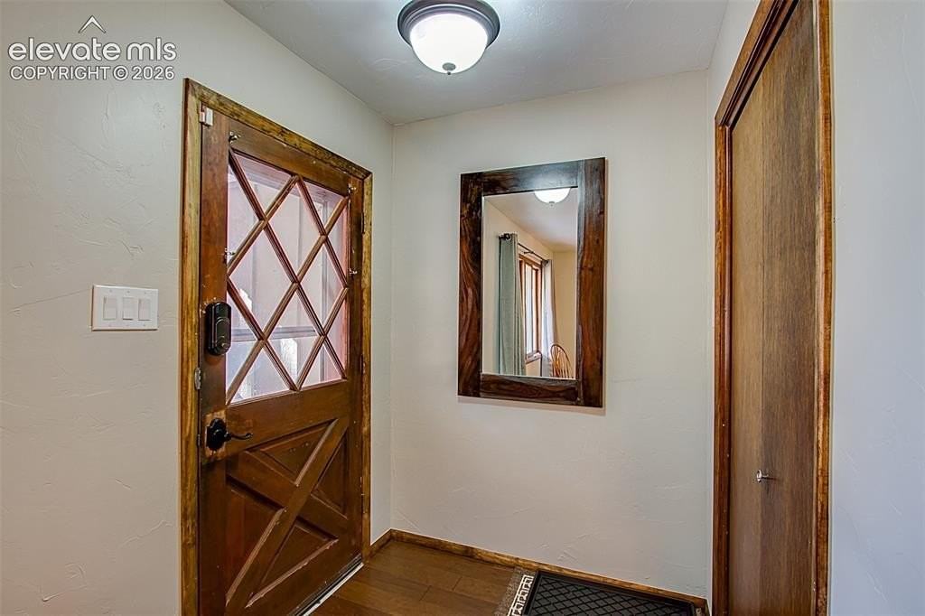 1040 Forest Hill Rd - Photo 7 of 47