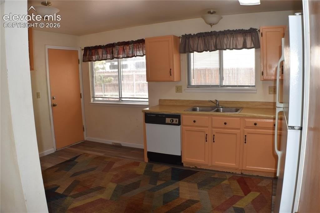 6520 Flintridge Dr - Photo 7 of 25