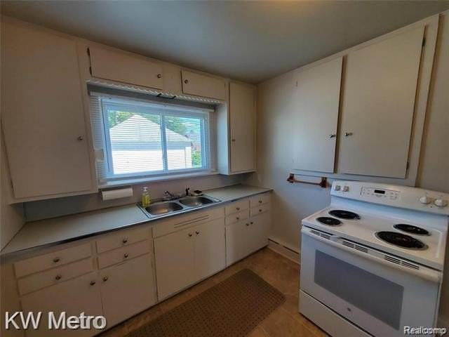 27096 Hampden St - Photo 3 of 8