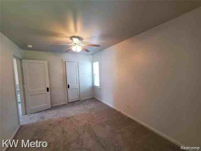27096 Hampden St - Photo 6 of 8