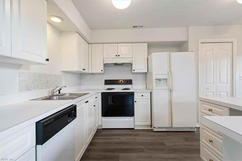 100 Post Oak Rd - Photo 7 of 24