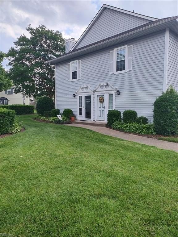611 Oleander Cir - Photo 2 of 25