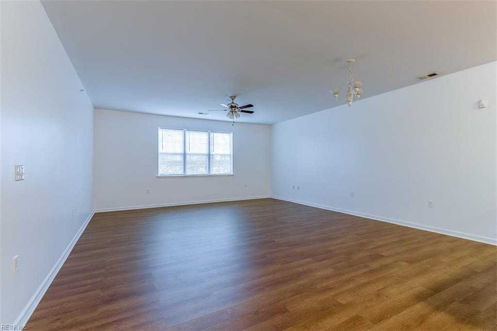 5212 Nuthall Dr #103 - Photo 3 of 30