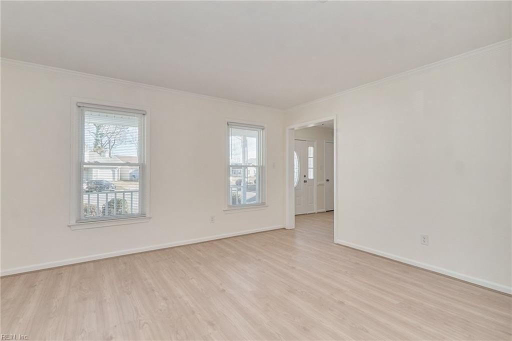 1221 Garth Ct - Photo 4 of 20