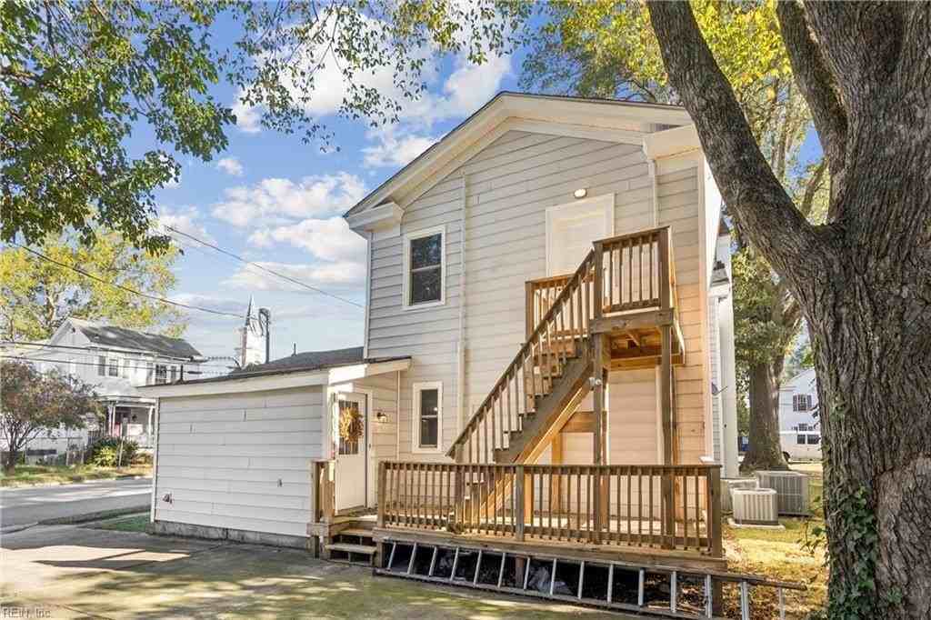 107 N High St - Photo 7 of 50