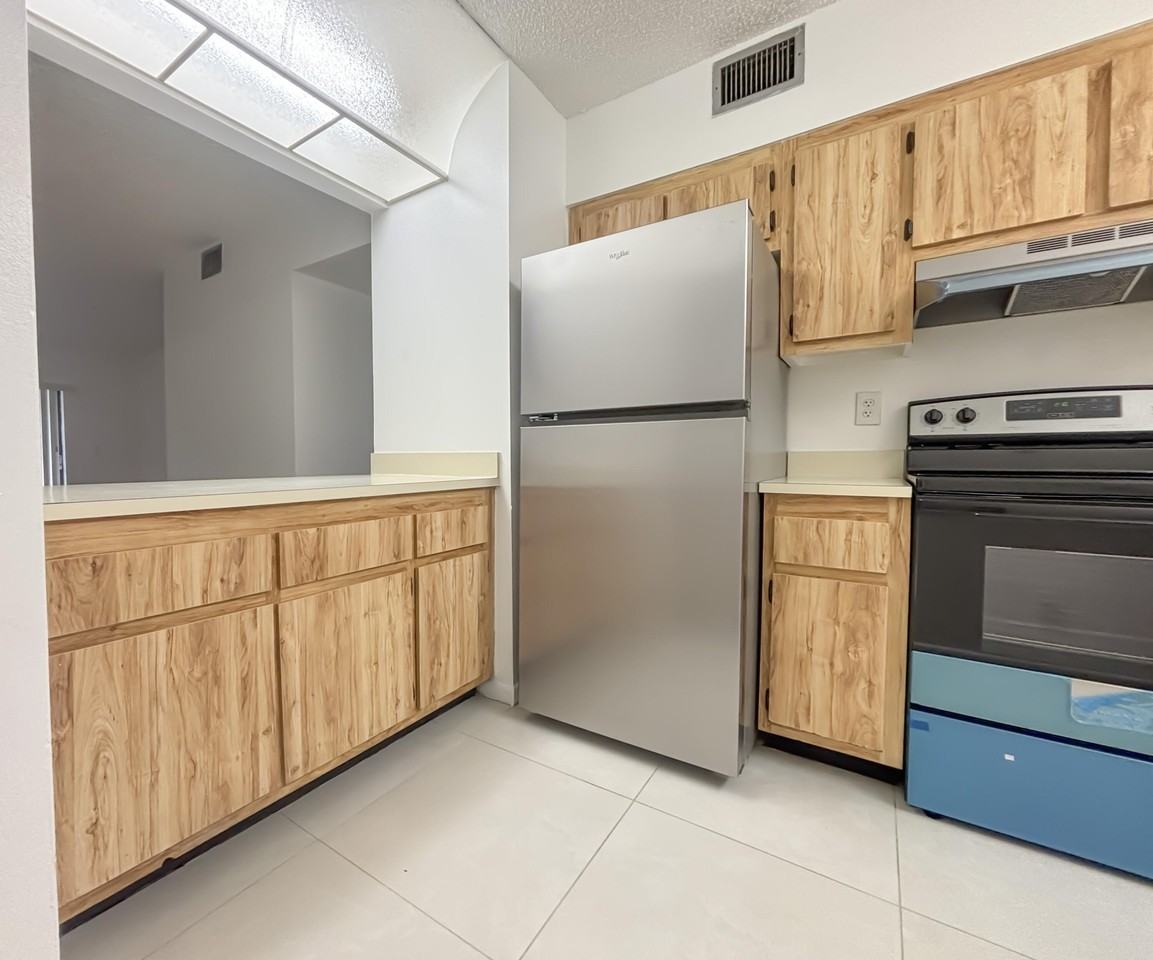 8502 Nw 35th Ct #8508 - Photo 5 of 18