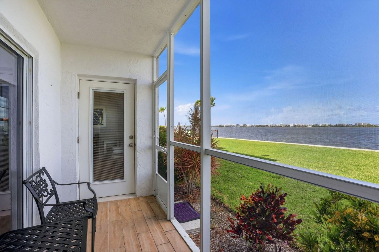 1516 S Lakeside Dr #103 - Photo 4 of 28