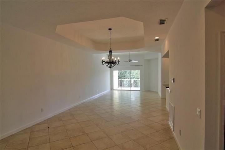 3485 Sw Sawgrass Villas Dr #6D - Photo 5 of 12