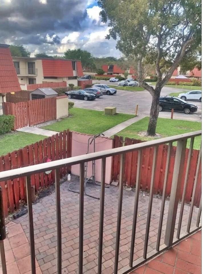 3915 Victoria Dr - Photo 5 of 29