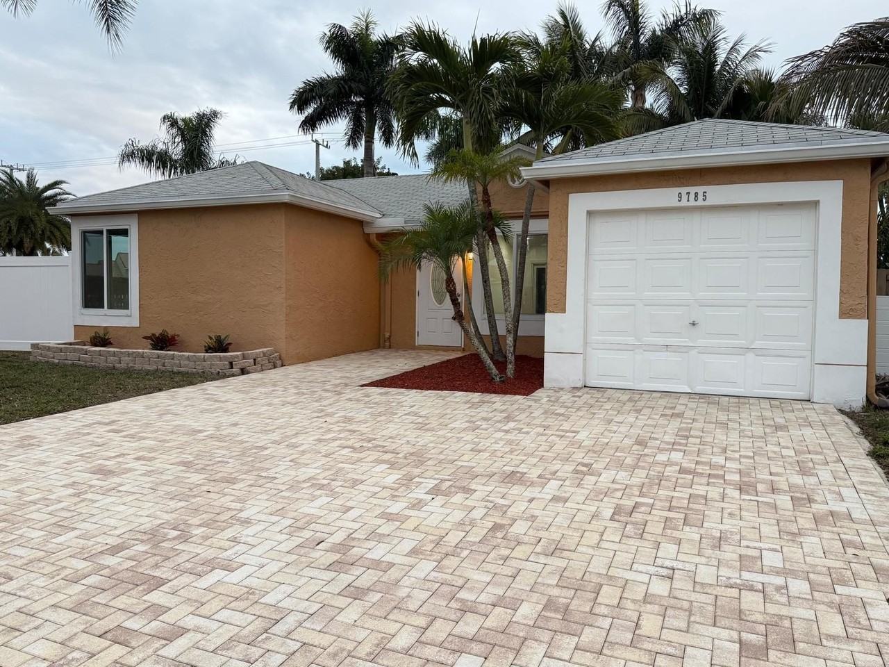 9785 Ridgecreek Rd