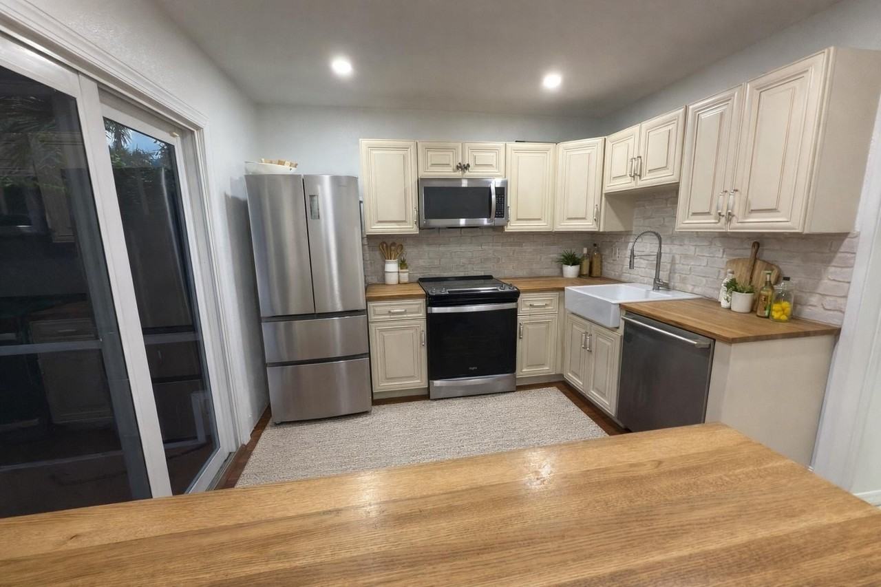 9785 Ridgecreek Rd - Photo 5 of 22