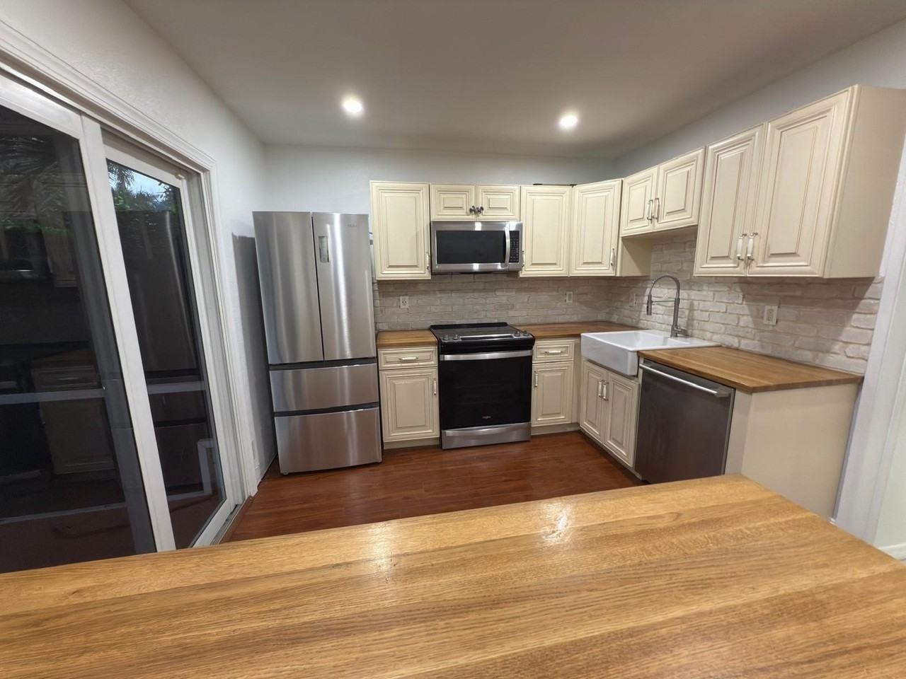 9785 Ridgecreek Rd - Photo 6 of 22