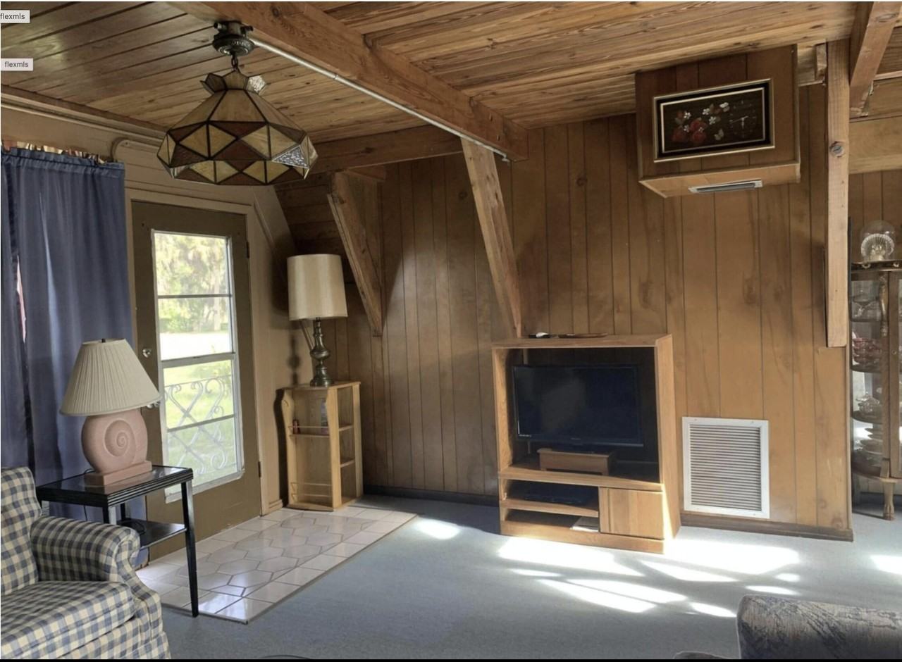31110 Us Highway 441 N - Photo 3 of 8