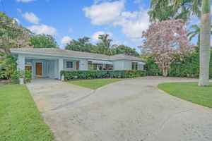 featured image of 3410 Poinsettia Ave