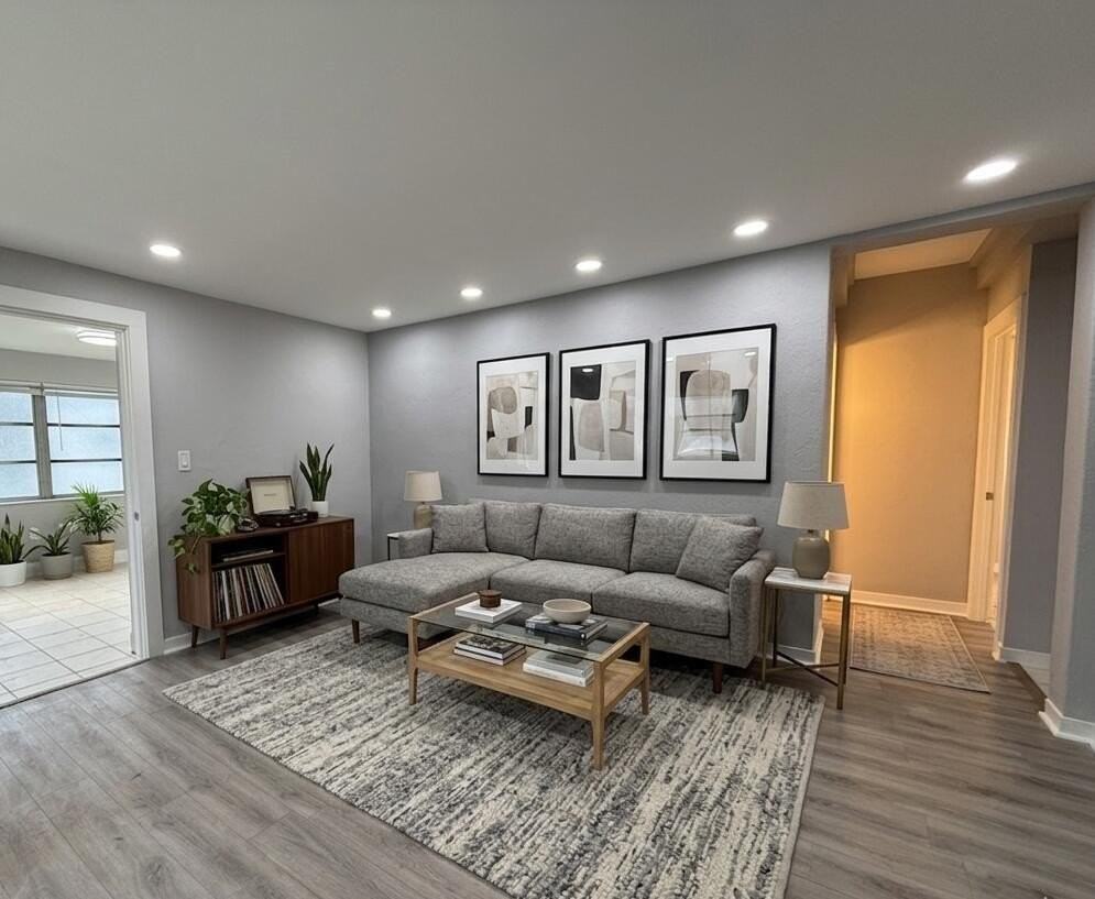 5607 Polk St - Photo 5 of 8