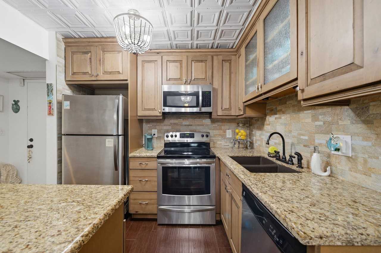 101 E Mcnab Rd #102 - Photo 4 of 26