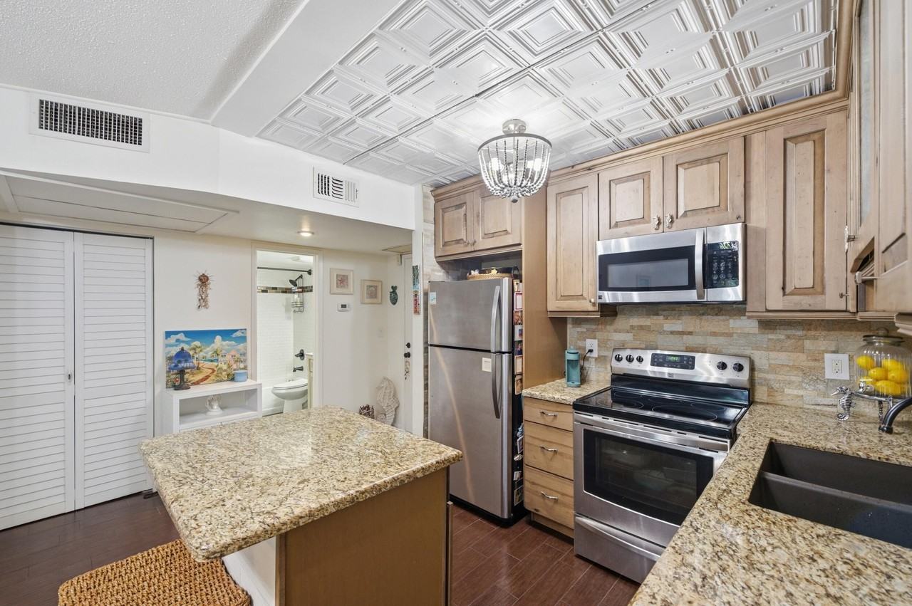 101 E Mcnab Rd #102 - Photo 5 of 26