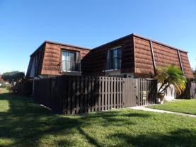 2228 White Pine Cir #B - Photo 1 of 1
