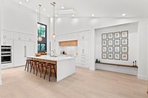 featured image of 2514 Windsor Way Ct