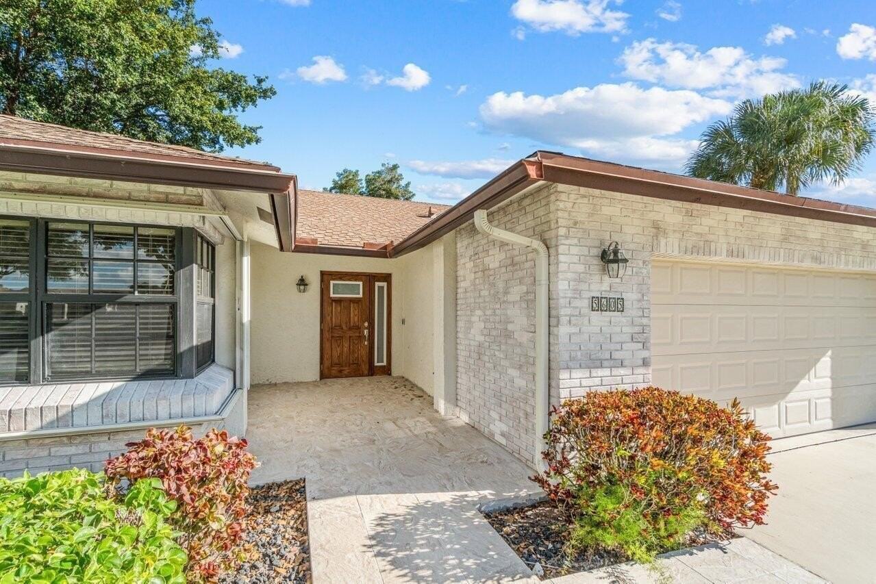 5605 Forest Oaks Ter - Photo 3 of 50