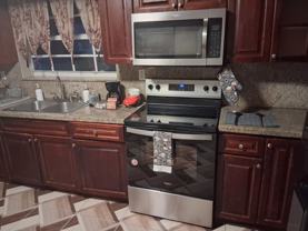 1234 Ne 151st St #1 - Photo 1 of 1