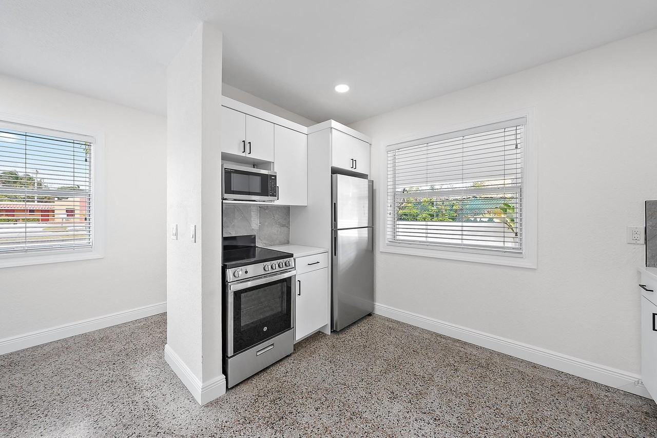3808 Broadway #3 - Photo 7 of 15