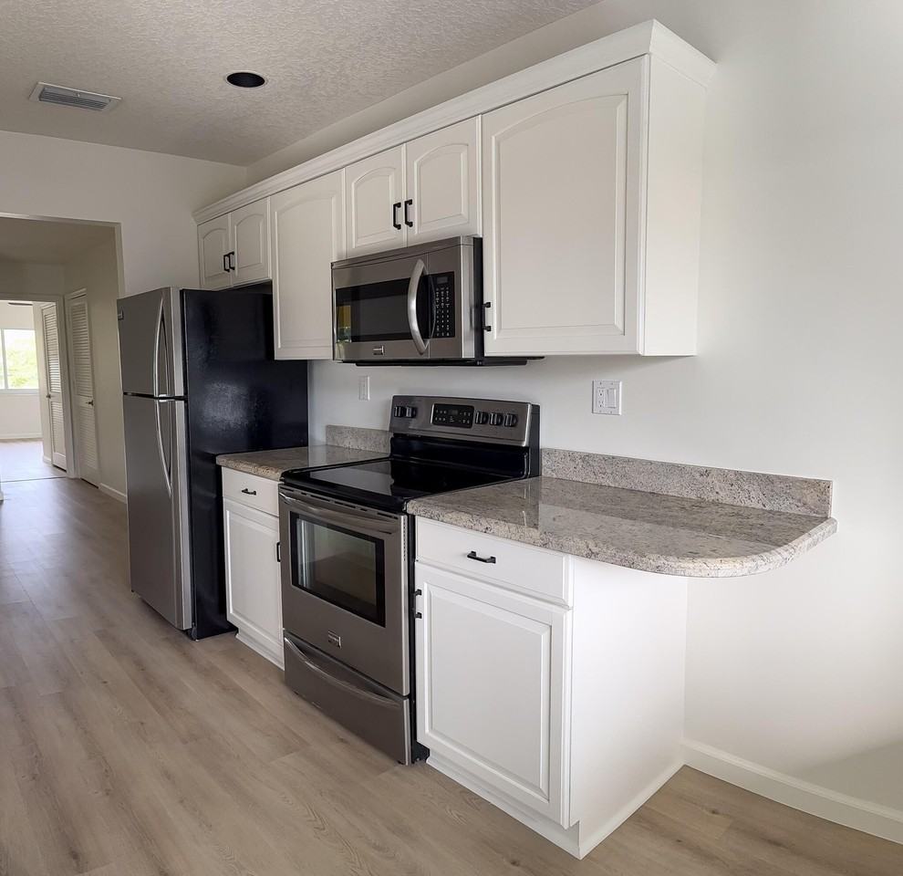 1110 Bel Air Dr #B - Photo 6 of 21