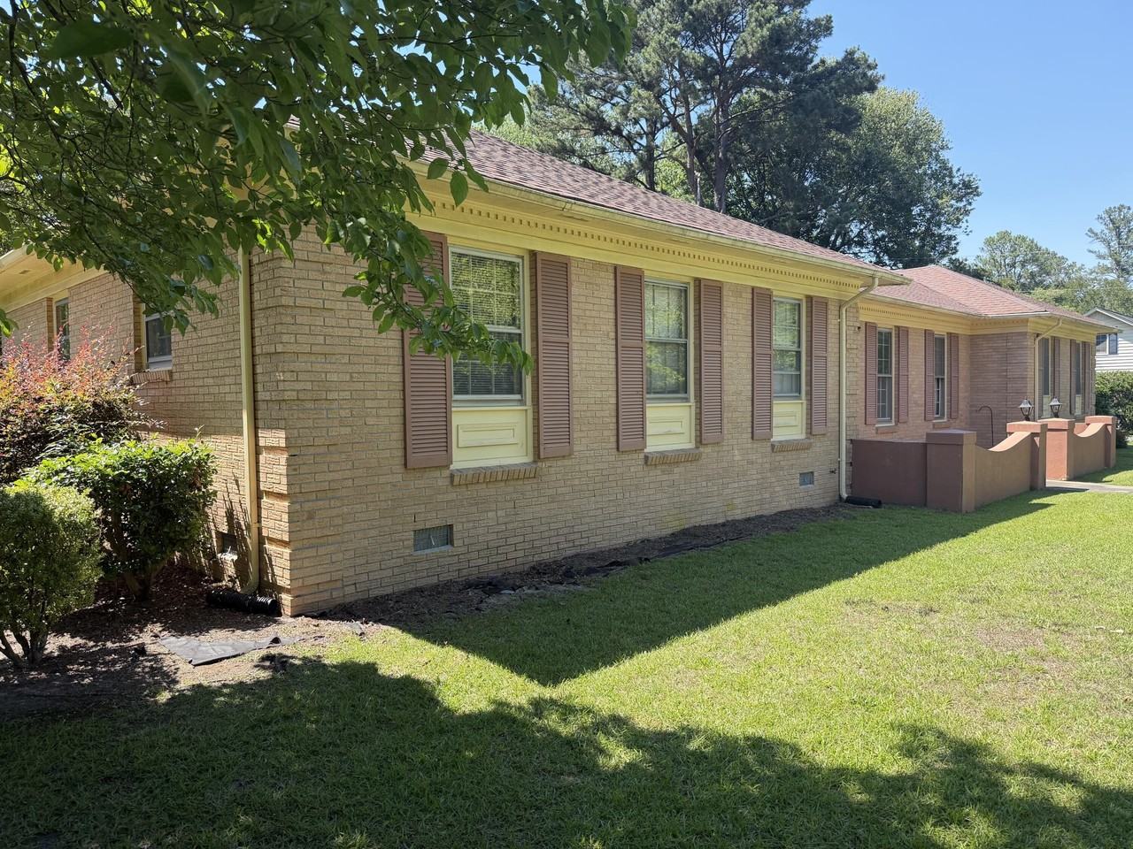 50 Aubrey Cir - Photo 2 of 37