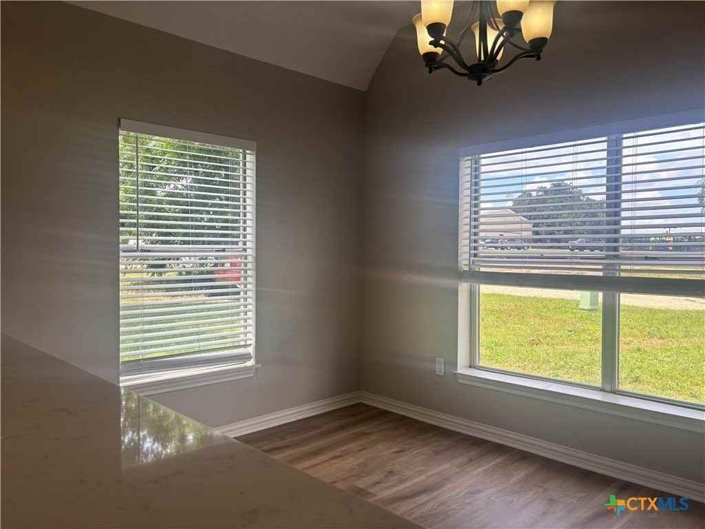 1333 Main St - Photo 5 of 12