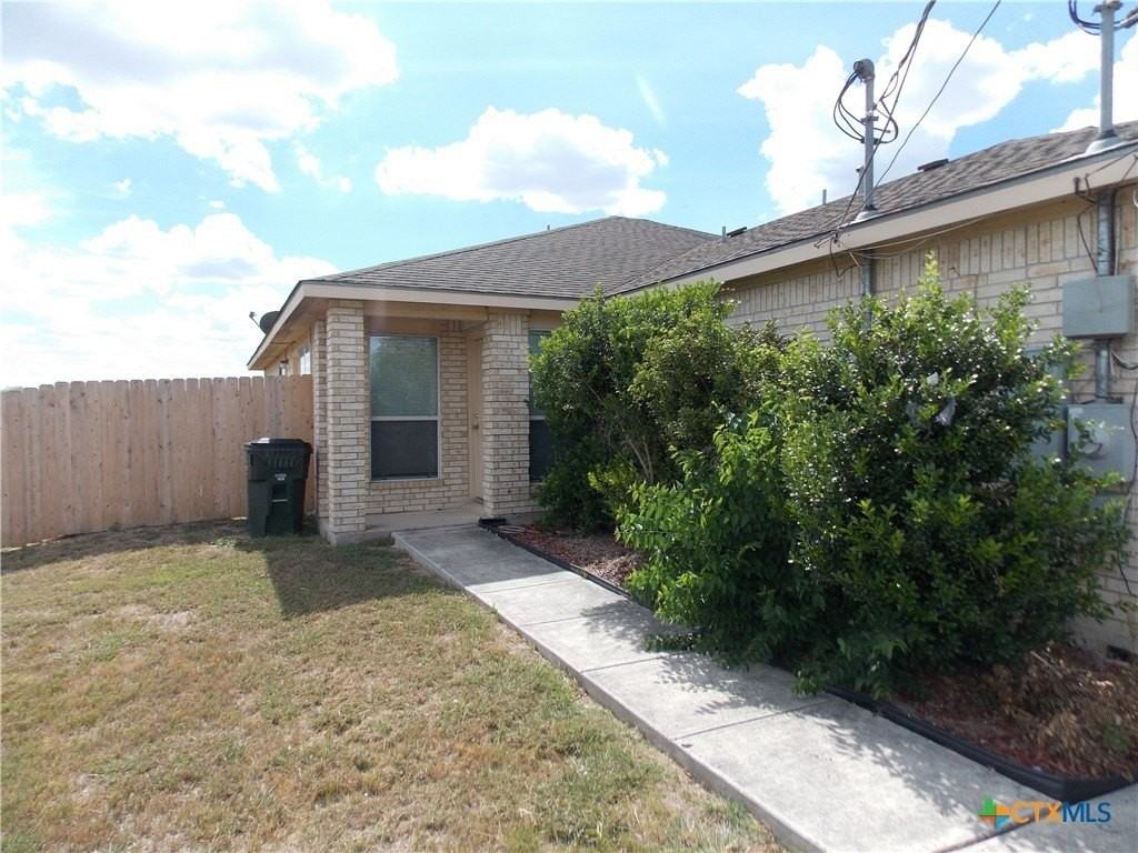 2744 Fm 1044 - Photo 2 of 22
