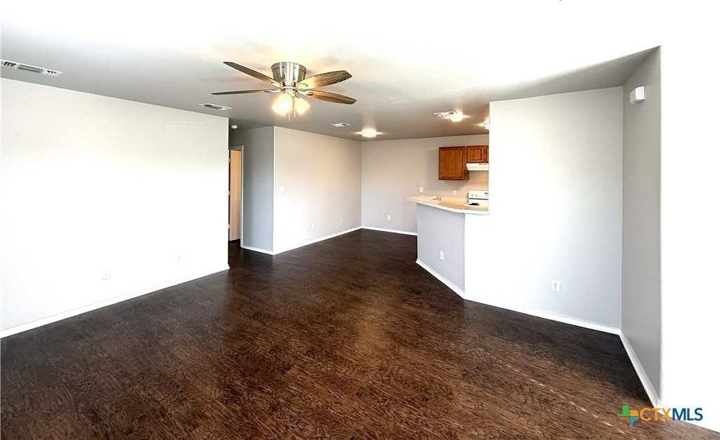 2744 Fm 1044 - Photo 6 of 22