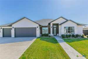 featured image of 6413 Waggoner Ct