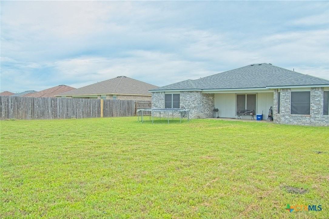 5201 Holster Dr - Photo 2 of 12