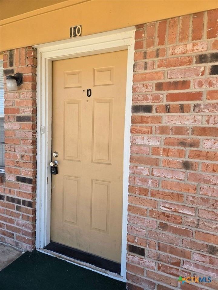 307 Sunset Ln #10 - Photo 4 of 4