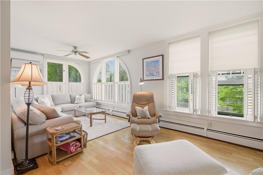 158 Narragansett Ave #I - Photo 5 of 21
