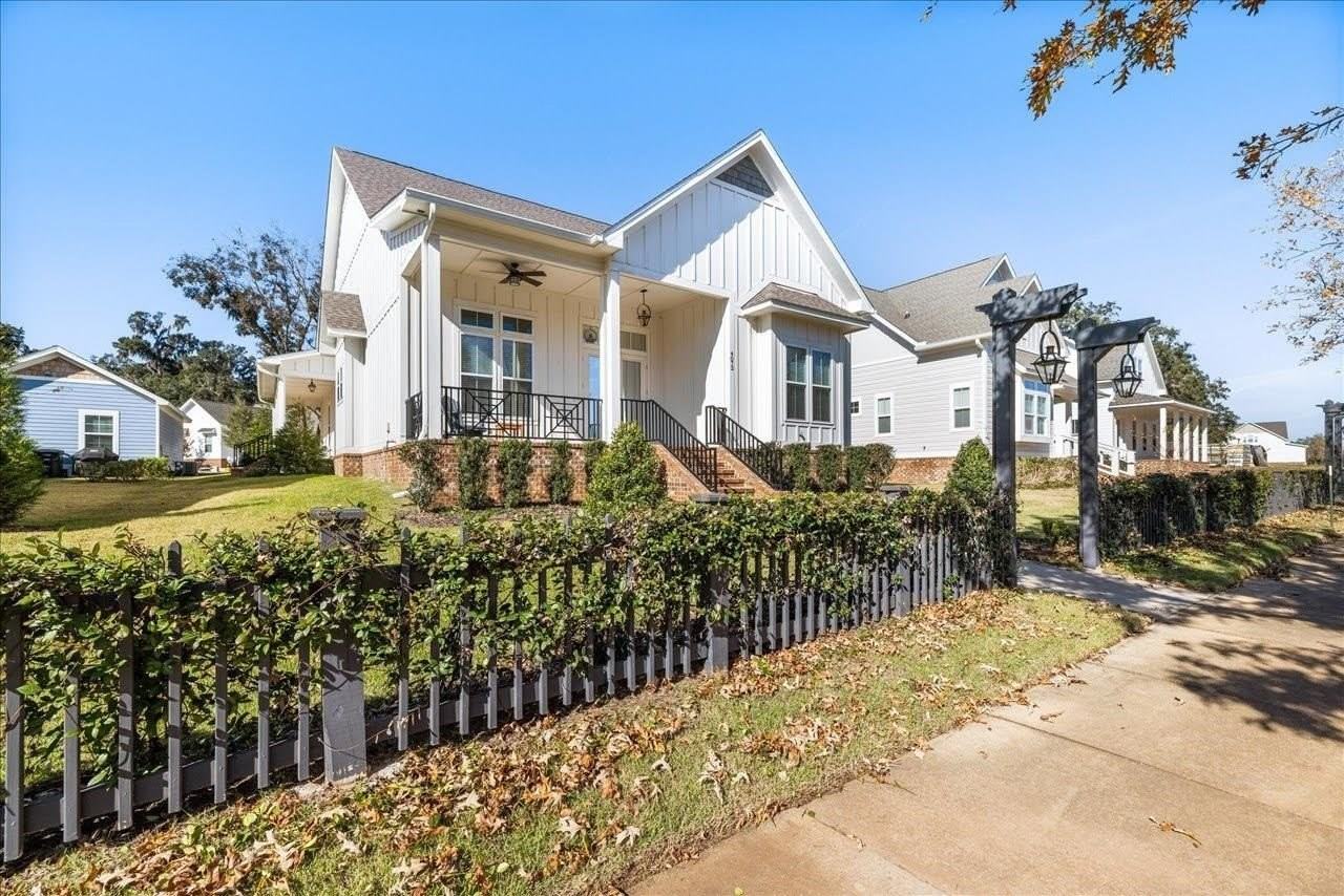 4072 Biltmore Ave - Photo 3 of 35