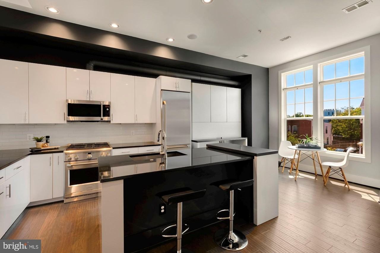 3401 Sherman Ave Nw #B - Photo 5 of 33
