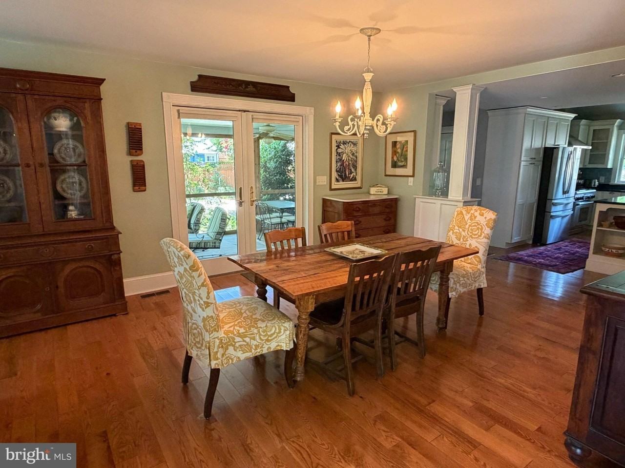 119 Dewey Ave - Photo 3 of 7