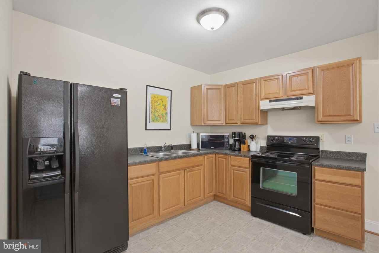 6485 Tip Hill Dr - Photo 6 of 17