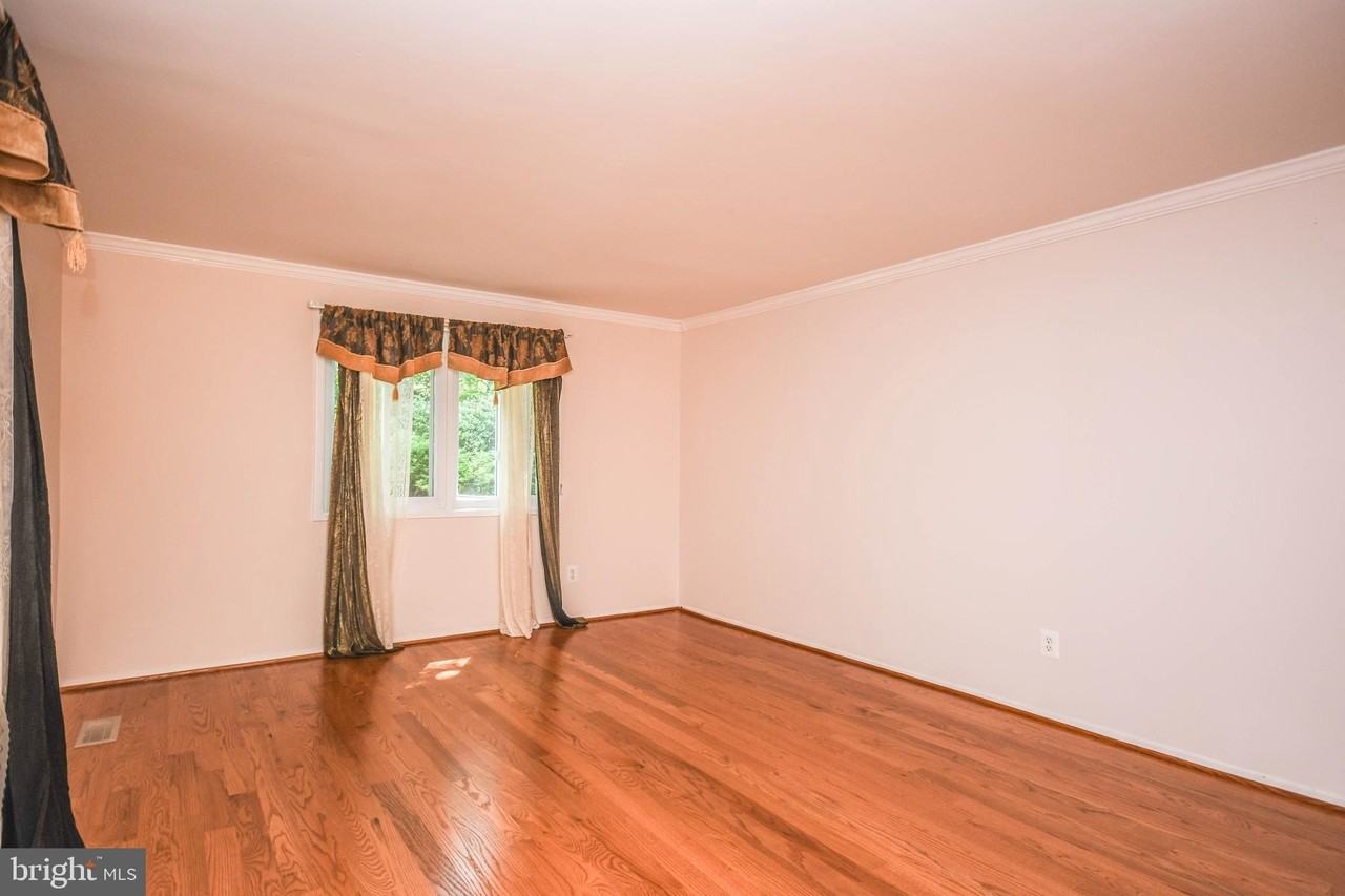 19002 Stedwick Dr - Photo 2 of 38