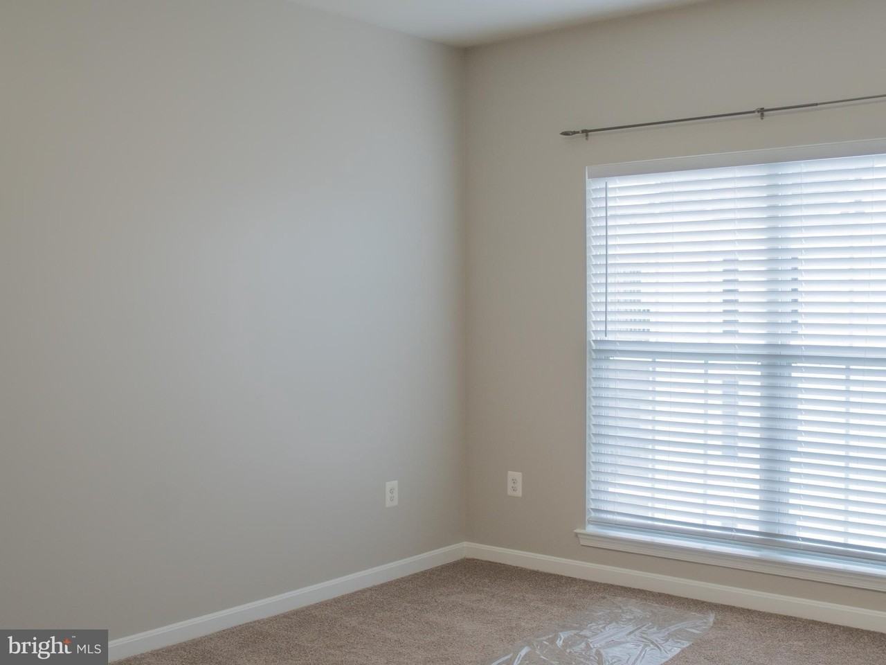 15620 Everglade Ln #403 - Photo 6 of 18