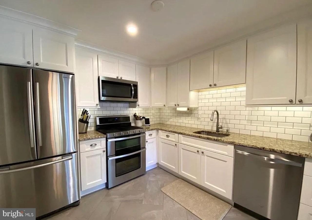 15 Andover Pl - Photo 6 of 15