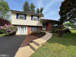 featured image of 1213 Farmington Ln