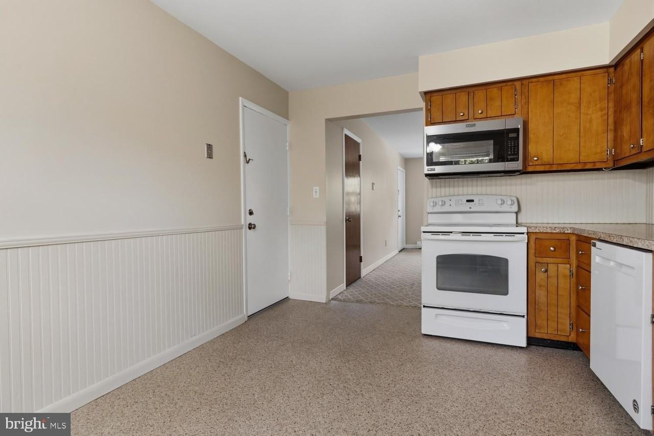 429 Edgemont Ave #3 - Photo 3 of 18